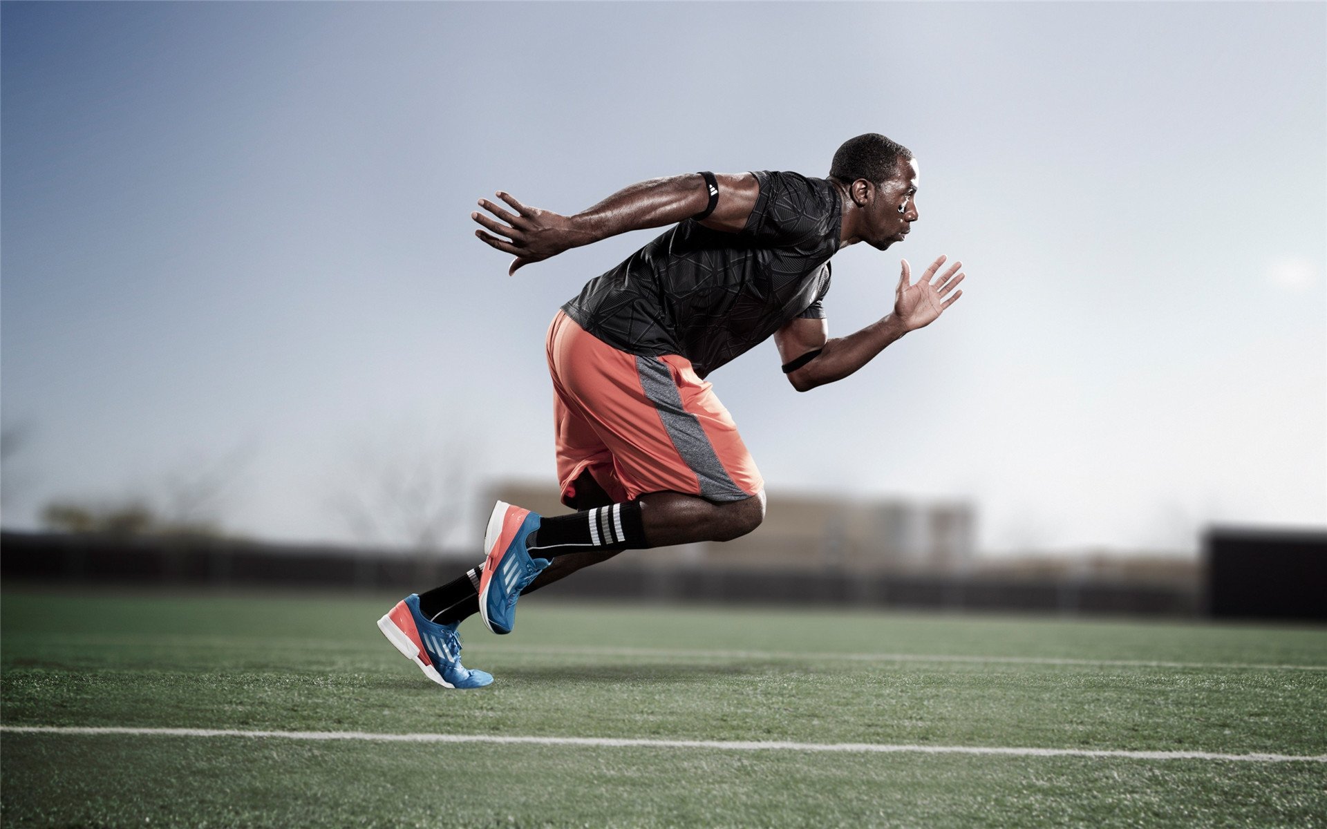 F1赛车最新战报!俄罗斯队迎战德国队,核心球员受伤,球队前景蒙阴影