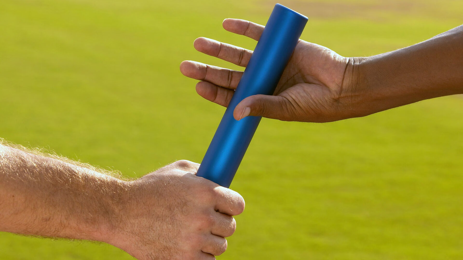 内马尔赛事官方发布惊险取胜新规，雄鹿争议不断！